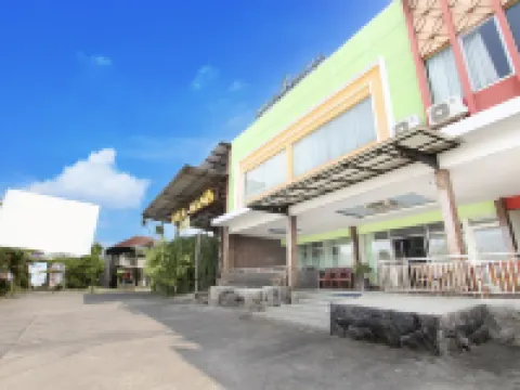Hotel O Jalan Slamet Riyadi Near Bandara Adi Soemarmo Formerly Amanah Sejahtera Hotels in Ngemplak