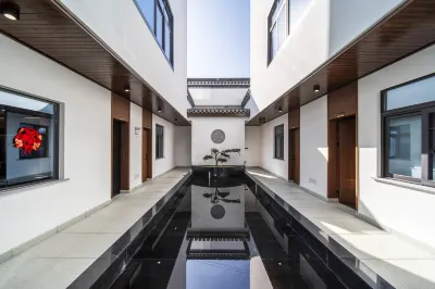 黃山陌野小宿民宿（高鐵北站西溪南古村落店） Hotels near Huangshan North Railway Station