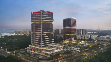 Hilton Garden Inn Danzhou Yangpu Отели рядом с достопримечательностью «Yangpu Port»