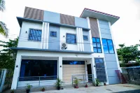 RedDoorz @ Guanzons Homestay Các khách sạn ở Del Carmen