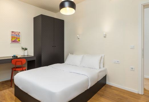 보트 하우스의 세련된 객실 디자인