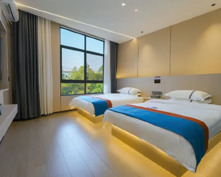 Maitreya Lake Riverside Homestay (Huquan Water Town Tourist Resort Branch) Hotels in Mile