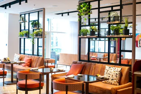 The Lowry Hotel Manchester Отели рядом с достопримечательностью «Holy Name Church»