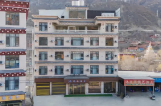 巴塘瑪亞ホテル