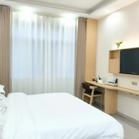 Qipan Street Hotel (Shou County Ancient City)