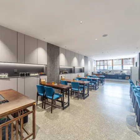 Jiaxin Hotel (Luzhou Bubugao New World)