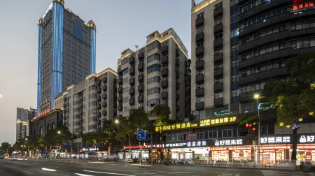 Yuexiang Esports (Fuqing Liqiao Ancient Street Municipal Government Store)