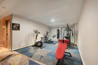 Huacheng Hotel (Nanningdong Railway Station South Square) - Gym