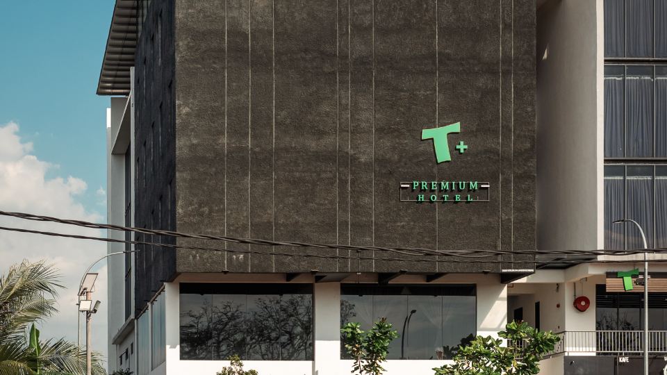 T+ Premium Hotel
