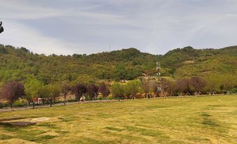 Cuiming Hotel