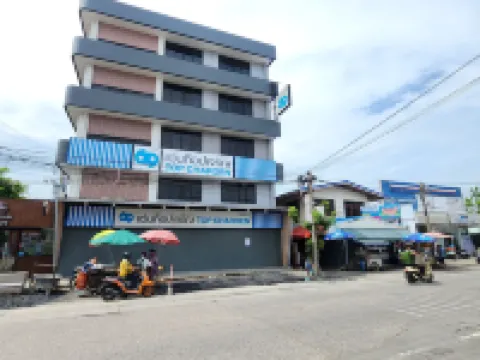 Irich residence (South Samrong) 6 Kms BTS-Pu Chao Hotels in Phra Pradaeng