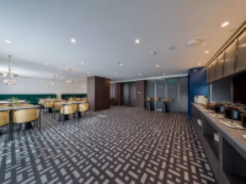 Super8 International Hotel (Goubangzi Station Central Road Branch, Beizhen, Jinzhou) Hotels in Beizhen