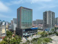 Yeste International Hotel (Fangchenggang Taohuawan Square) Hotels in 