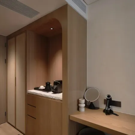 Embrace  Hotel