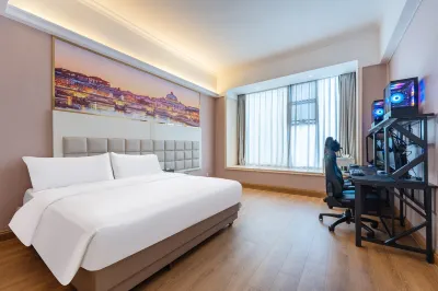 Yiqu S Esports Hotel