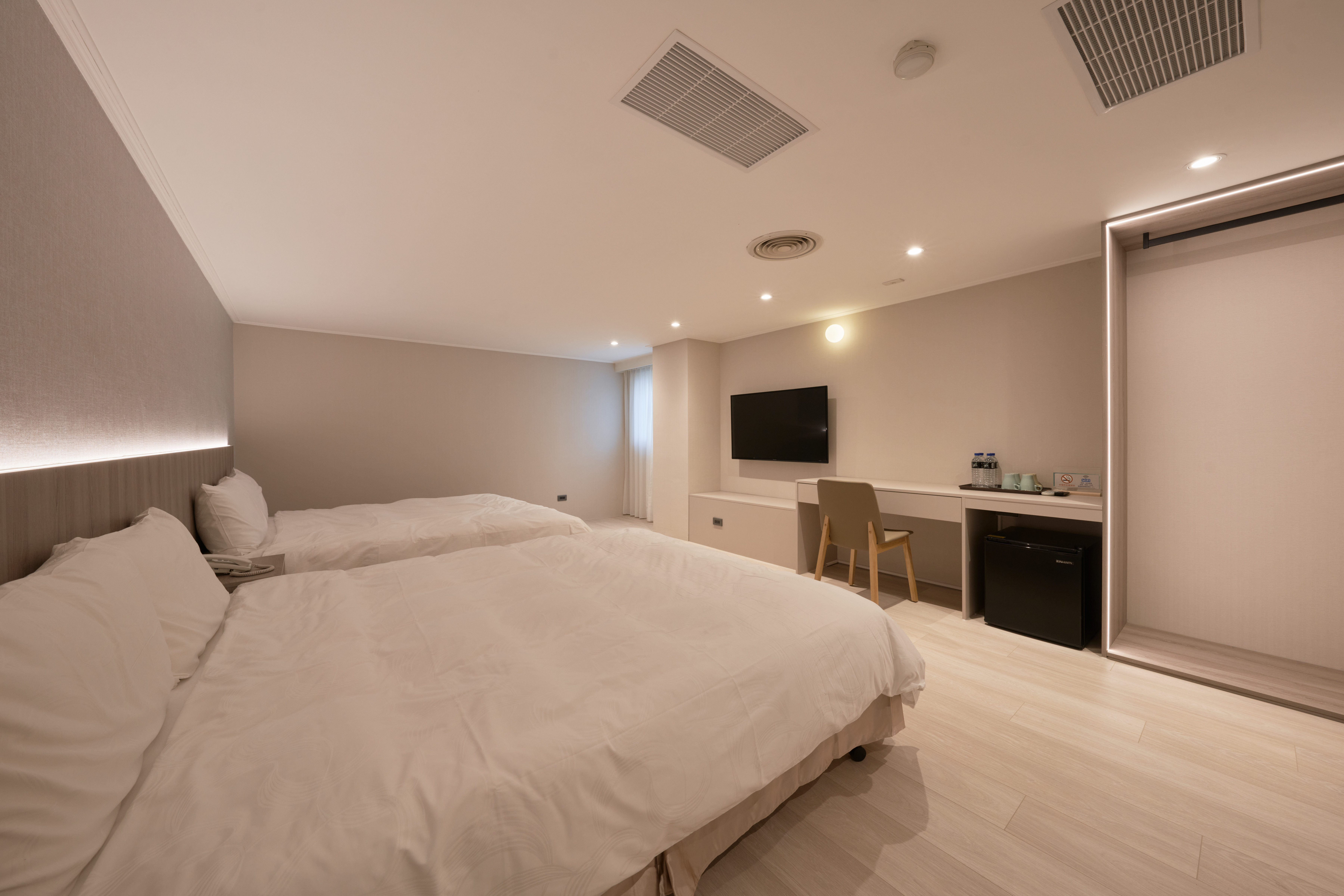 Nagahiro Hotel- Taichung Wenxin Rooms Photos