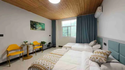 Hefeng Jiwang Homestay