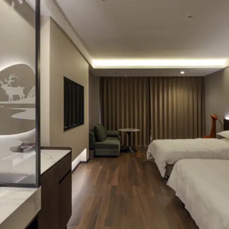 Genhe Aoluguya Right Bank Resort Hotel