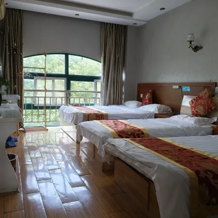 Chaohu Xiangyu Business Hotel