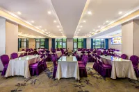 Yanminghu Holiday Hotel