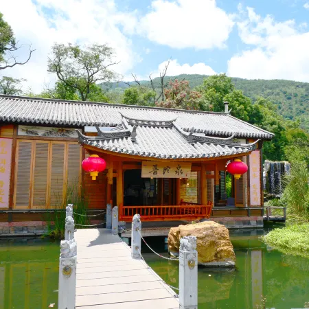 Putuoquan Hot Spring Resort