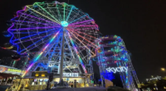 Up to 9pax, i-City i-Suite FREE WIFI 50"TV