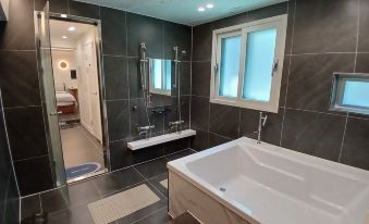 MOGYOGEOTTAE SPA MOTEL