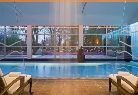 Mercure Paris CDG Airport & Convention HotelOver view