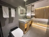 Platinum Film Hotel