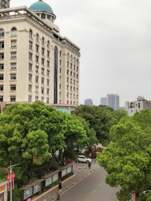 Jiusheng Hotel - 2 Yıldız