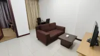 BAY RESORT CONDOMINIUM@IMPERIAL SUITES DIAMOND TOWER Hotel di Miri