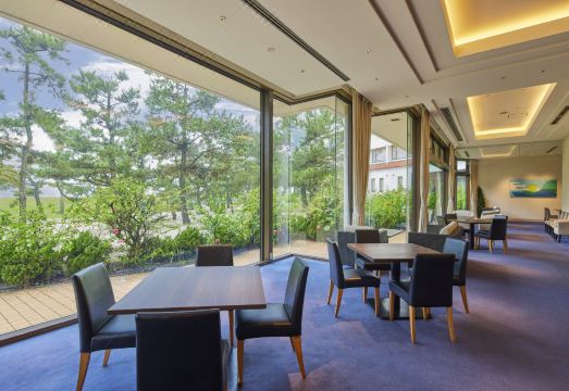 시라라소 그랜드 호텔 외관