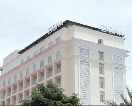 Zigna Kampung Batik Hotels in Surakarta