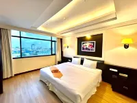 Grand Phranakhon Hotel Hotel a Uthai