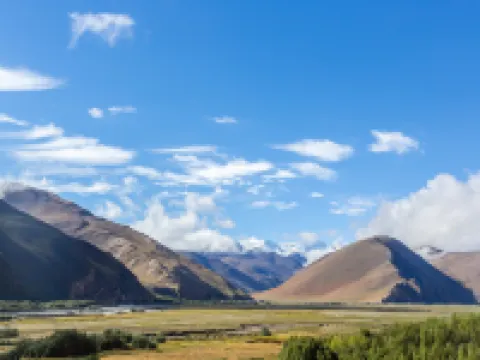 Vienna Hotel (Dingri Basong Village Branch) Hotels in Tingri