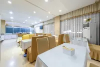 Elan Hotel Hohht Railway Station