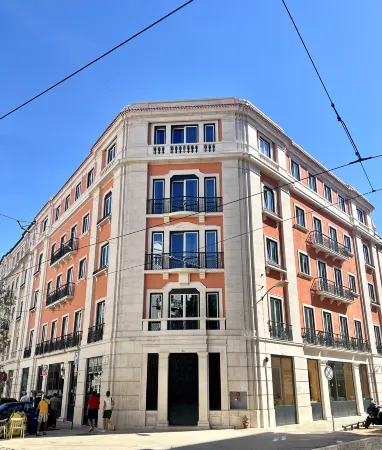 Boavista 83 Hostel Lisbon Отели рядом со станцией Cais Do Sodre