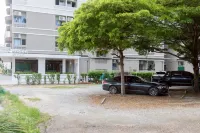 Quicky Stay Airport Hotels near KBU Prometric Testing Center (APC8465)