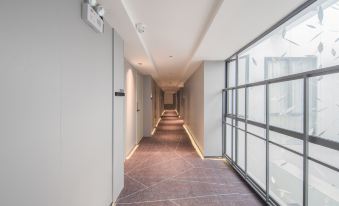 Wangyu E-sports Hotel (Shenzhen Buji East Railway Station Branch)