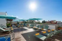 Hotel Madeira - สระว่ายน้ำบนดาดฟ้า