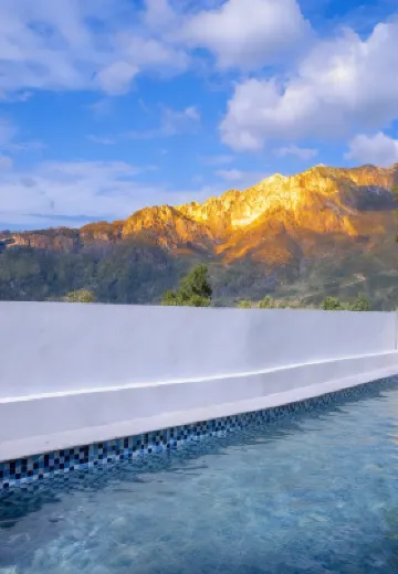 Fairy Pavilion XRG | Panoramic Cliff Viewing Swimming Pool Resort and Accommodation Hotels near Jiangxi Lingshan