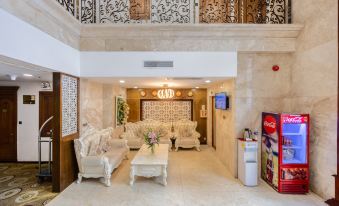A25 Premium Hotel - Le Thi Hong Gam