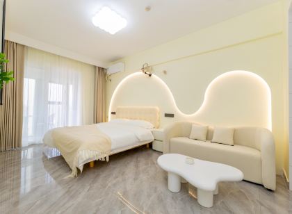 Liangqi Smart Homestay (Xingdacheng Branch)