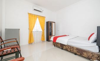 RedDoorz @ Gunungsari Surabaya 2