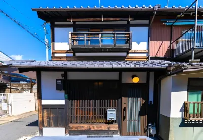Kyotofish.Nijojo Hotels in 