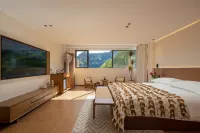 Floral Lux Hotel · Tara House