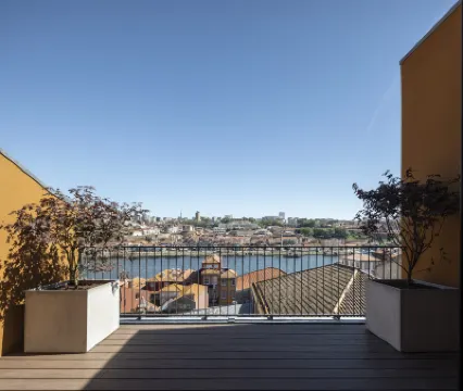 Exmo Hotel by Olivia Hoteles cerca de Palacio de la Bolsa de Oporto