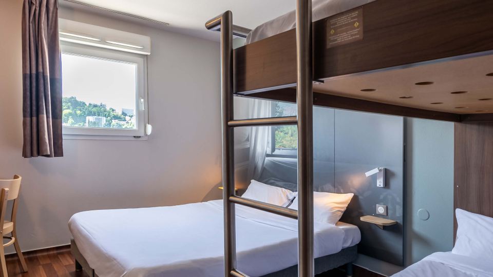 B&B Hotel Saint-Etienne Monthieu