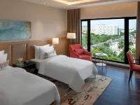 Feathers - A Radha Hotel Chennai Hotels near DLF IT Park