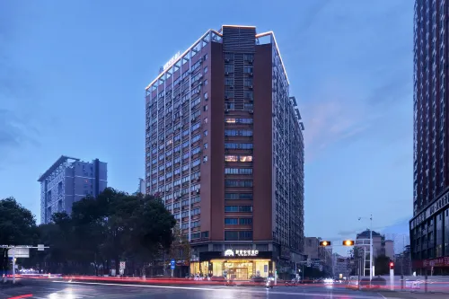 โรงแรมเหอเฟิง เยวเมี่ยน (สาขา จัตุรัสอู่หลิง รัฐบาลเขต จางโจว)